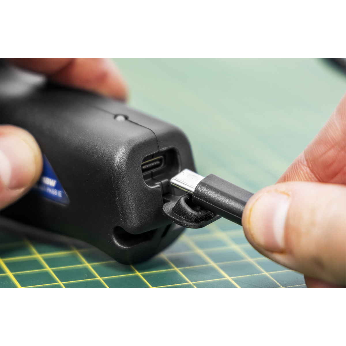 Sealey SDL16 Rechargeable Hot Stapler Repair Kit 18W - additional view 2