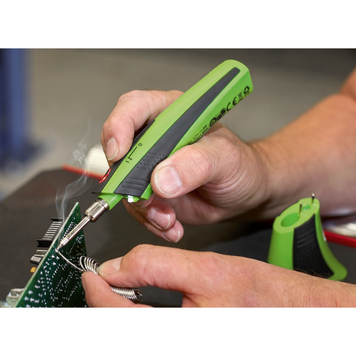 Sealey SDL6 Premier Rechargeable Soldering Iron 6W - additional view 9