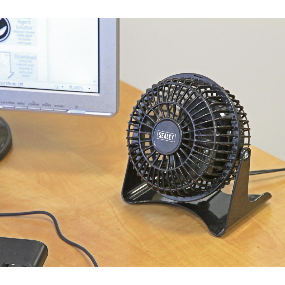 Sealey SFF04 4" Small Mini Desk Fan 230V - additional view 2