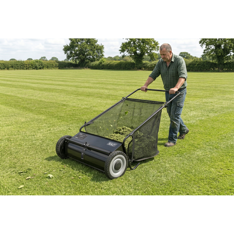 Sealey SLS26 26" Walk Behind Garden Sweeper 200L Capacity - additional view 8