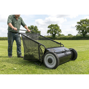 Sealey SLS26 26" Walk Behind Garden Sweeper 200L Capacity - additional view 10