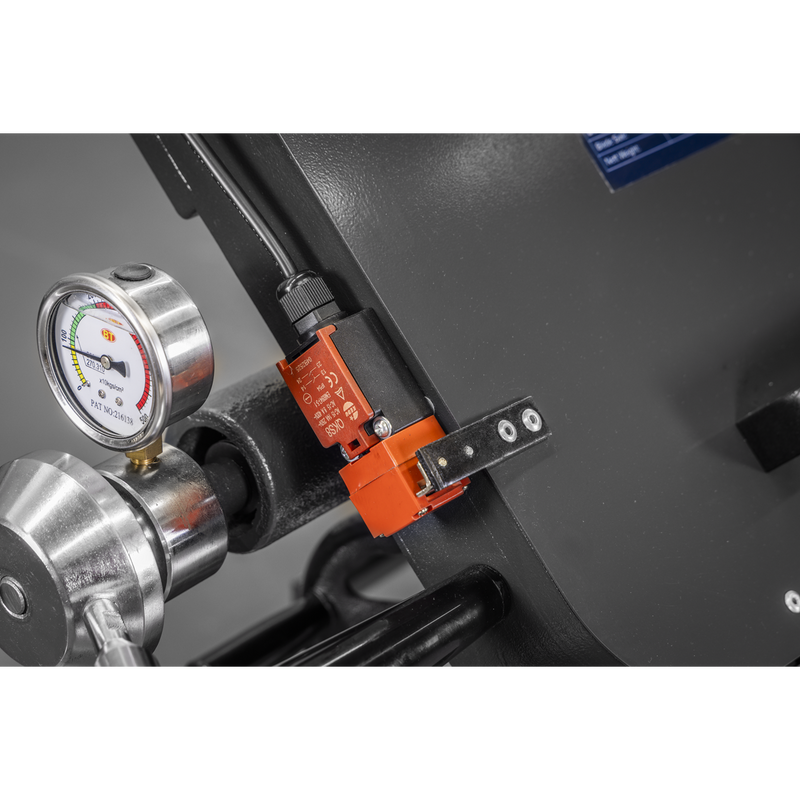 Sealey SM353CE Bandsaw 400mm Horizontal Hydraulic Arm - additional view 13