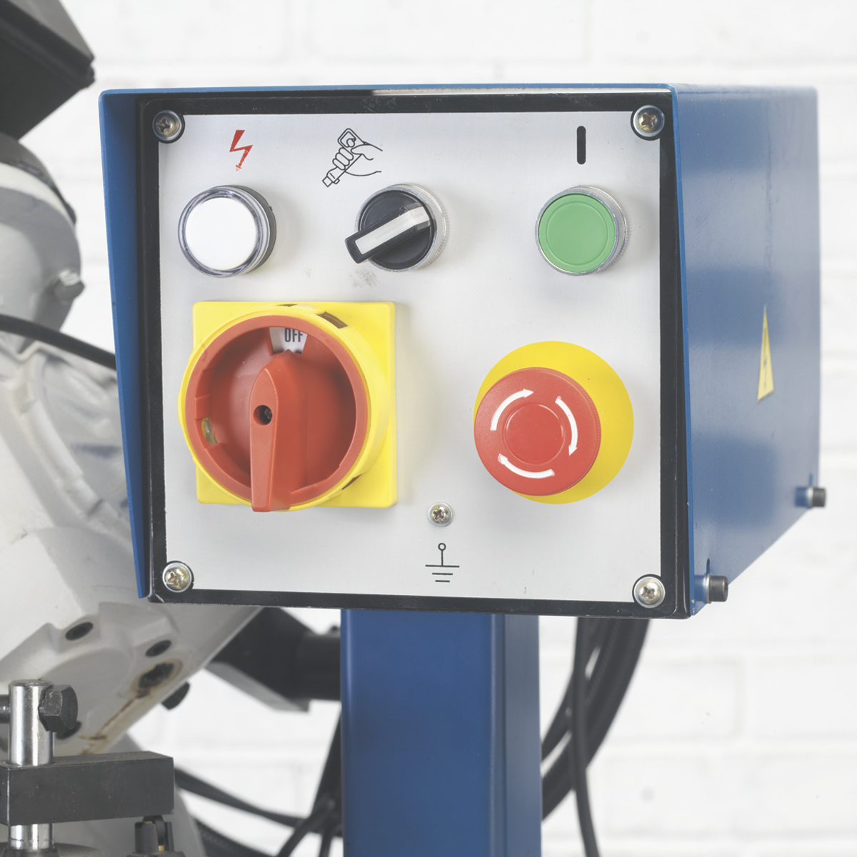 Sealey SM354CE Industrial Power Bandsaw 210mm - additional view 4