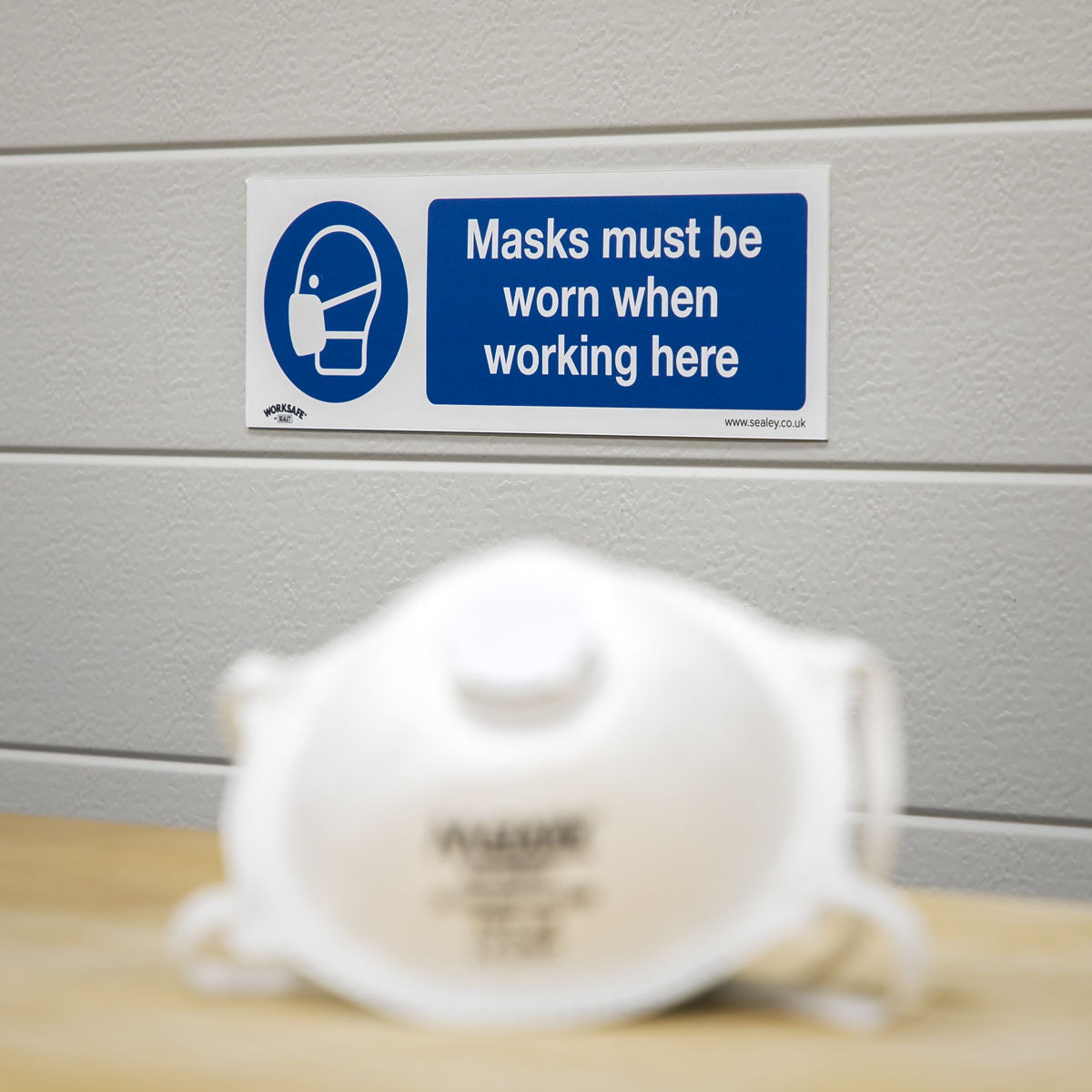Sealey SS57P10 Worksafe® Masks Must Be Worn Safety Sign, Rigid Plastic - Pack of 10 - additional view 3