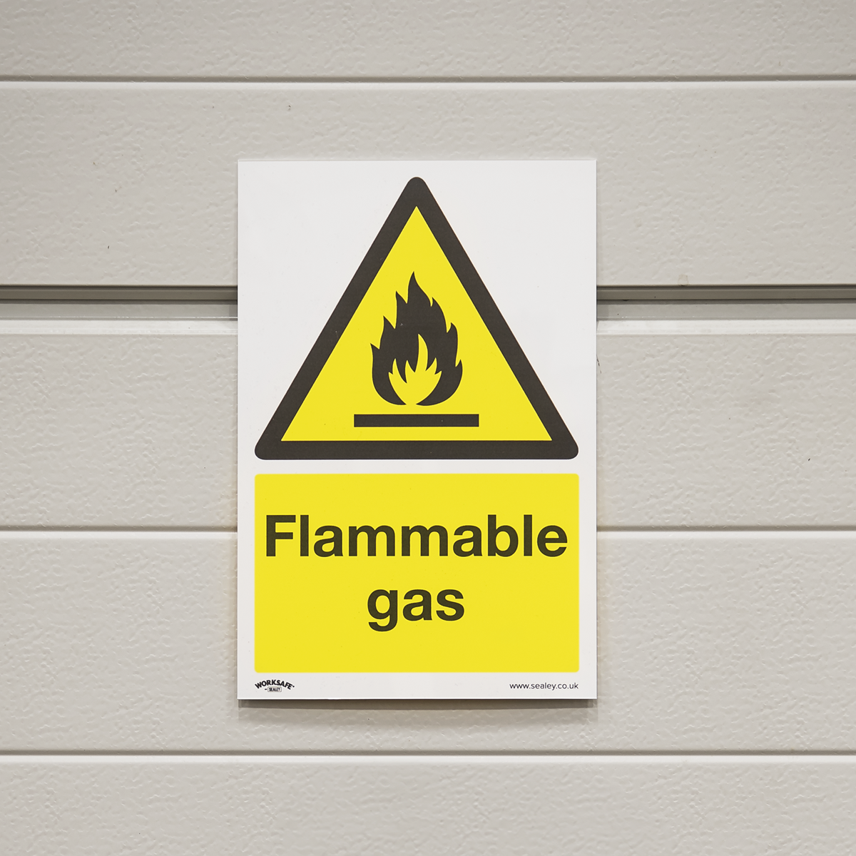 Sealey SS59V1 Worksafe® Flammable Gas Safety Sign - Self-Adhesive Vinyl - additional view 4
