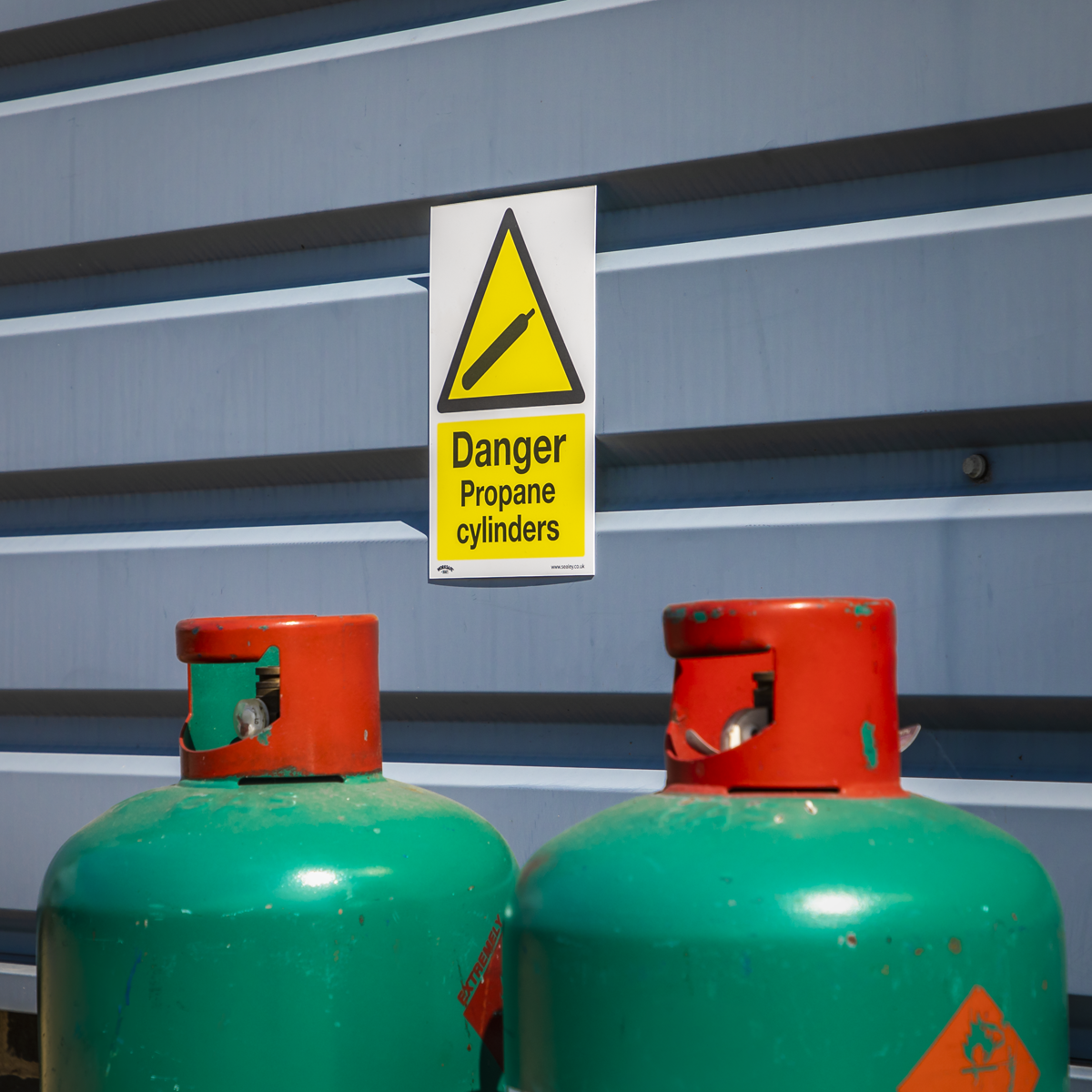 Sealey SS62P1 Worksafe® Danger Propane Cylinders Safety Sign - Rigid Plastic - additional view 4