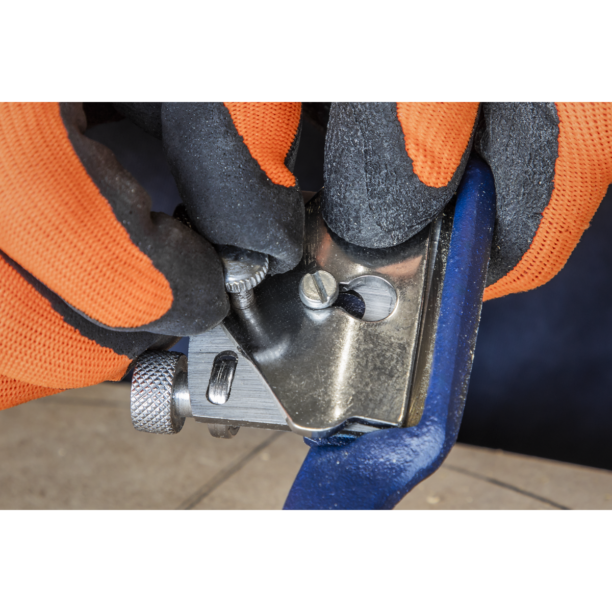 Sealey SSFS1 Spoke Shave Flat Sole 240mm - additional view 5