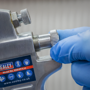 Sealey SSG1P Pressure Pot System with Spray Gun & Hoses 1.8mm Set-Up - additional view 7