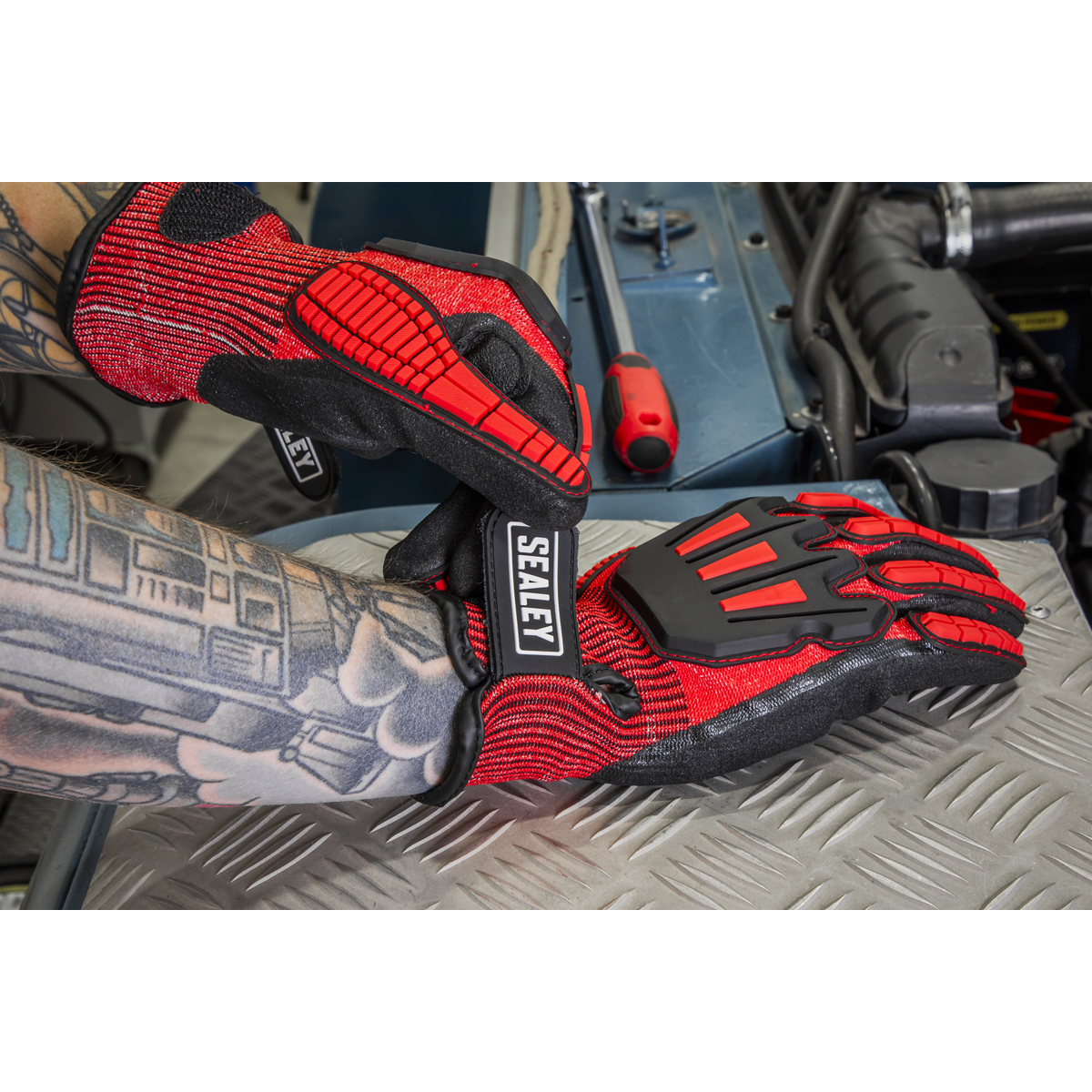 Sealey SSP38L Cut & Impact Resistant Gloves, Large - Pair - additional view 3