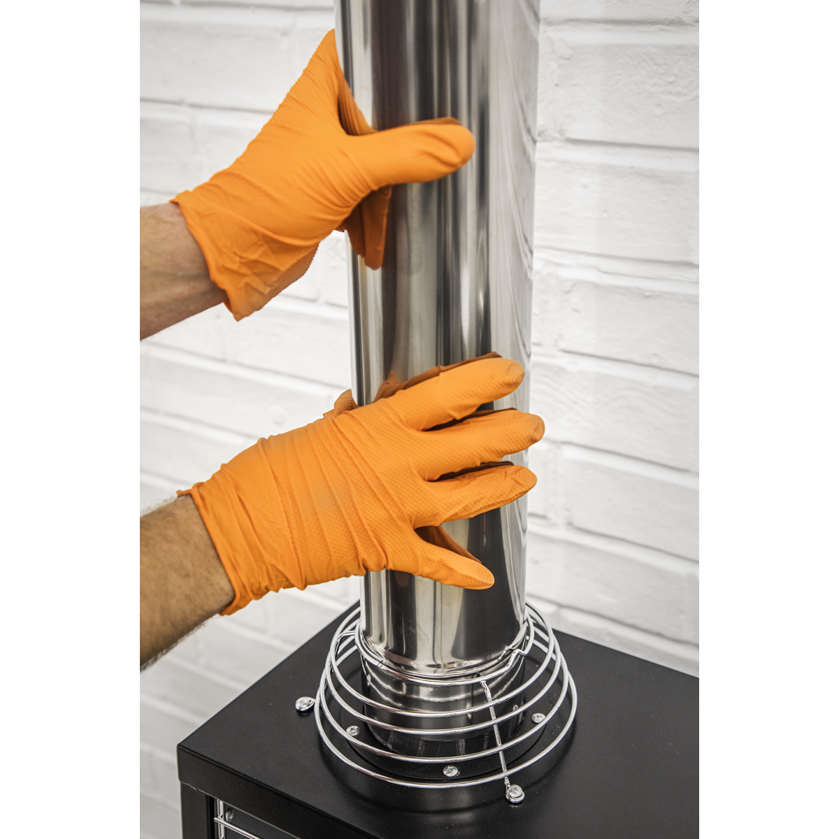 Sealey SSP56XL Diamond Grip Extra-Thick Nitrile Powder-Free Gloves, Orange, X-Large - Pack of 50 - additional view 6