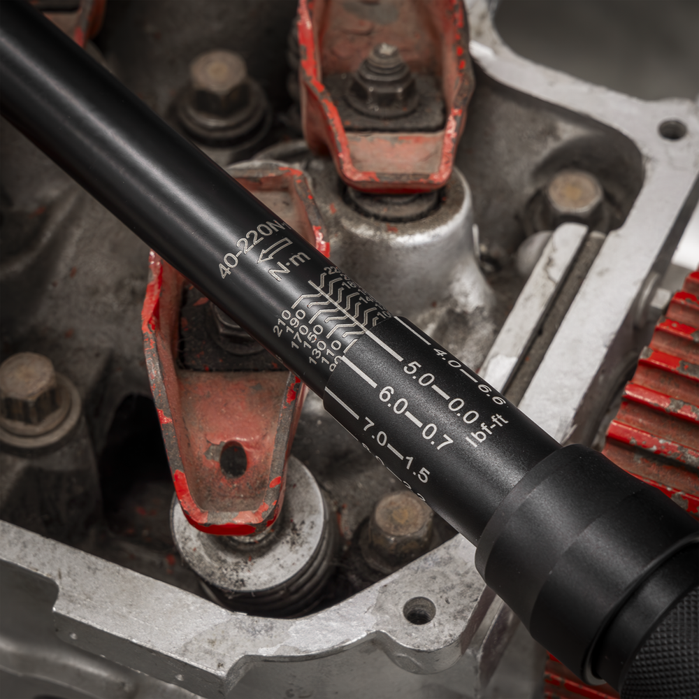 Sealey STW904B Torque Wrench Micrometer 1/2"Sq Drive Calibrated 40-220Nm - Premier Black - additional view 4