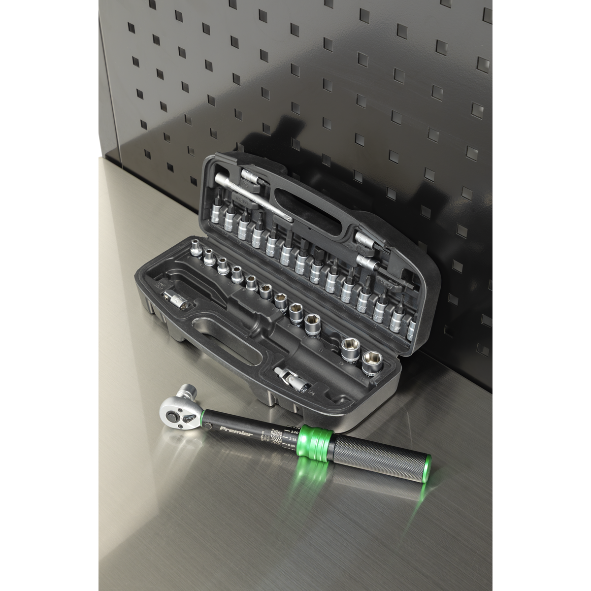 Sealey STW910B Premier Black Torque Wrench Set 1/4"Sq Drive 5-25Nm 33pc - additional view 4