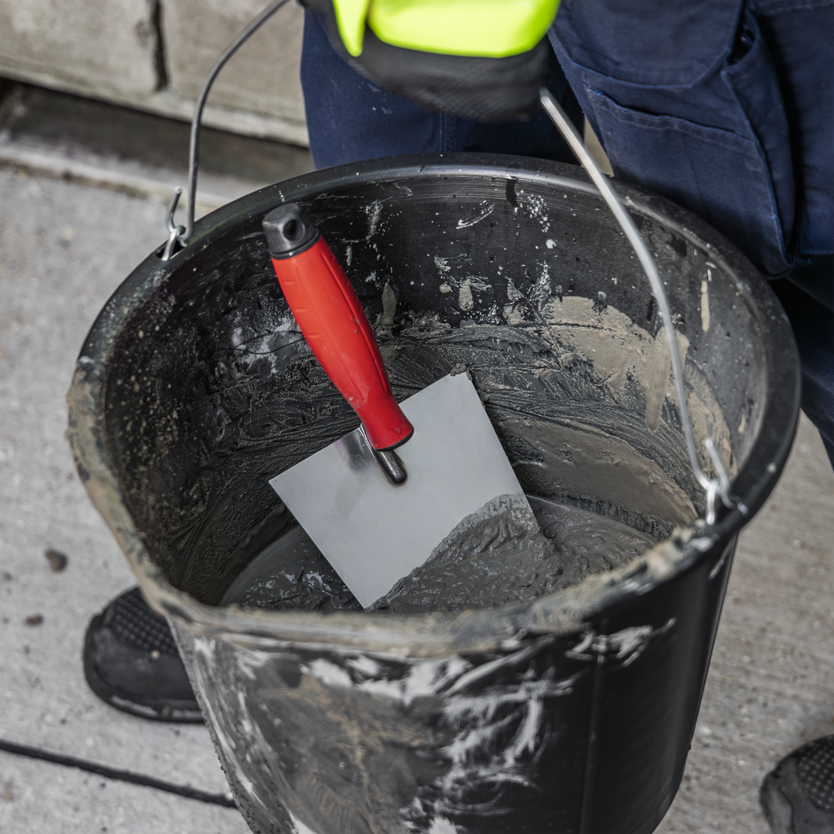 Sealey T1204 Stainless Steel Bucket Trowel with Rubber Handle 180mm - additional view 3