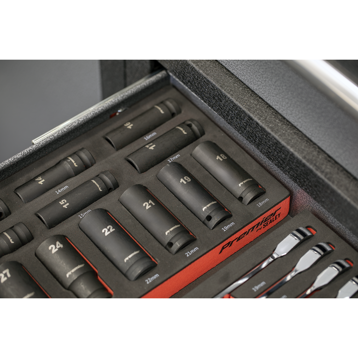 Sealey TBT46 Premier Impact Socket Set with Tool Tray 1/2"Sq Drive 22pc - additional view 2
