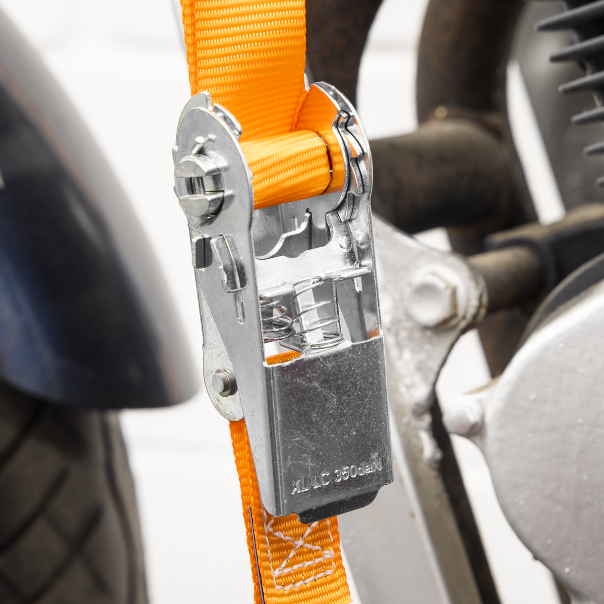 Sealey TD0540S4 Ratchet Straps Polyester Webbing with S-Hooks 25mm x 4m 500kg Breaking Strength - 2 Pairs - additional view 5