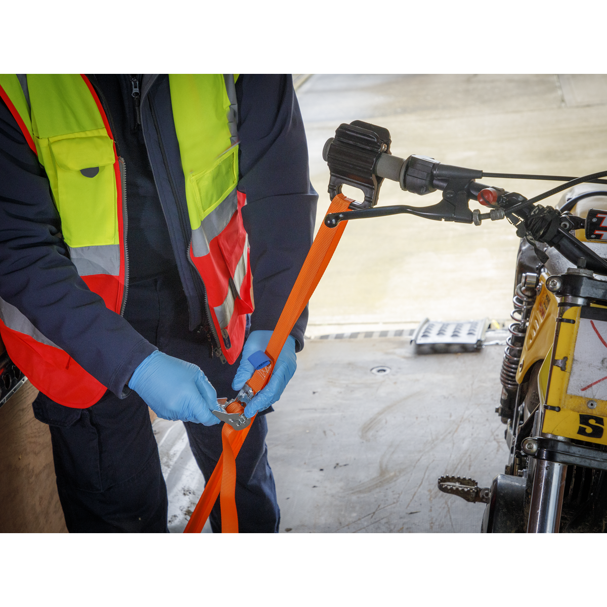 Sealey TDC01 Handlebar Tie Down Clamp - Pair - additional view 4