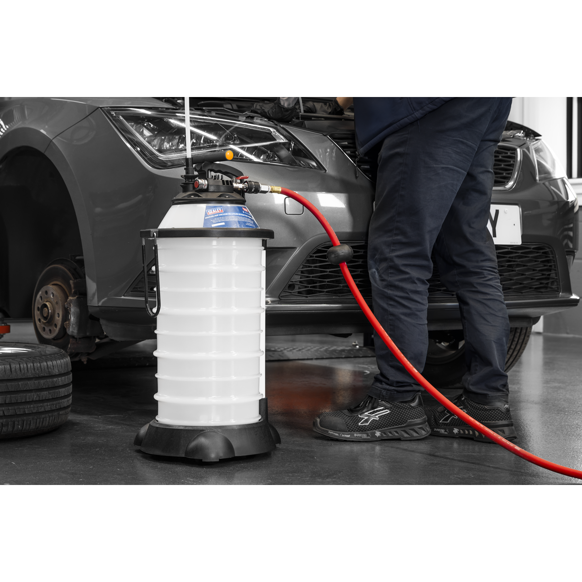 Sealey TP6909 Manual/Air Vacuum Oil & Fluid Extractor Pump 18L - additional view 8