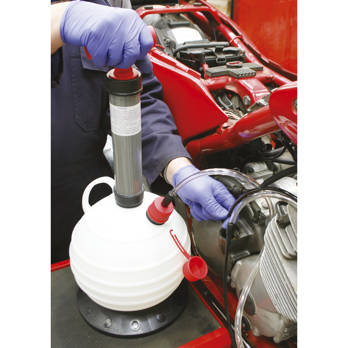 Sealey TP696 Manual Vacuum Oil & Fluid Extractor Pump 5.5L - additional view 3