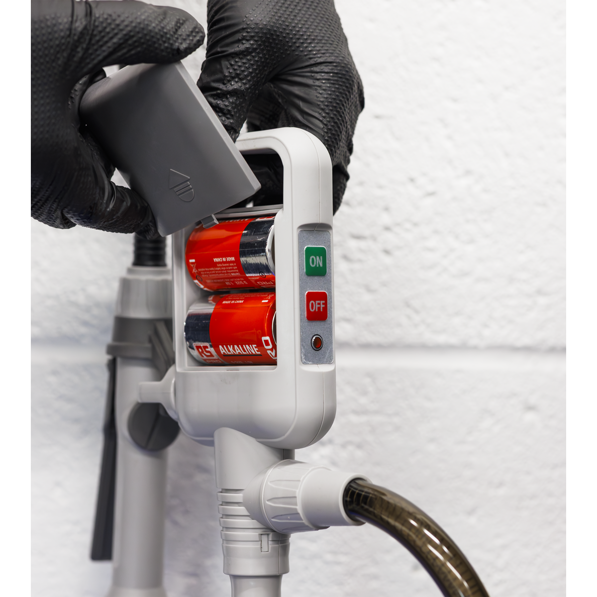 Sealey TP81 Battery Operated Fluid Transfer Pump with Nozzle - additional view 5