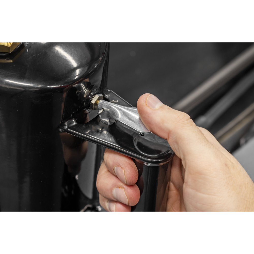 Sealey TP900B Black Non-Aerosol Spot Sprayer - additional view 3