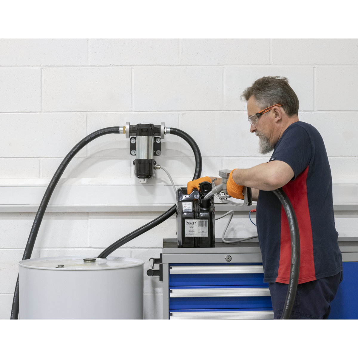 Sealey TP9824 High Volume Diesel & Fluid Transfer Pump 24V - additional view 3