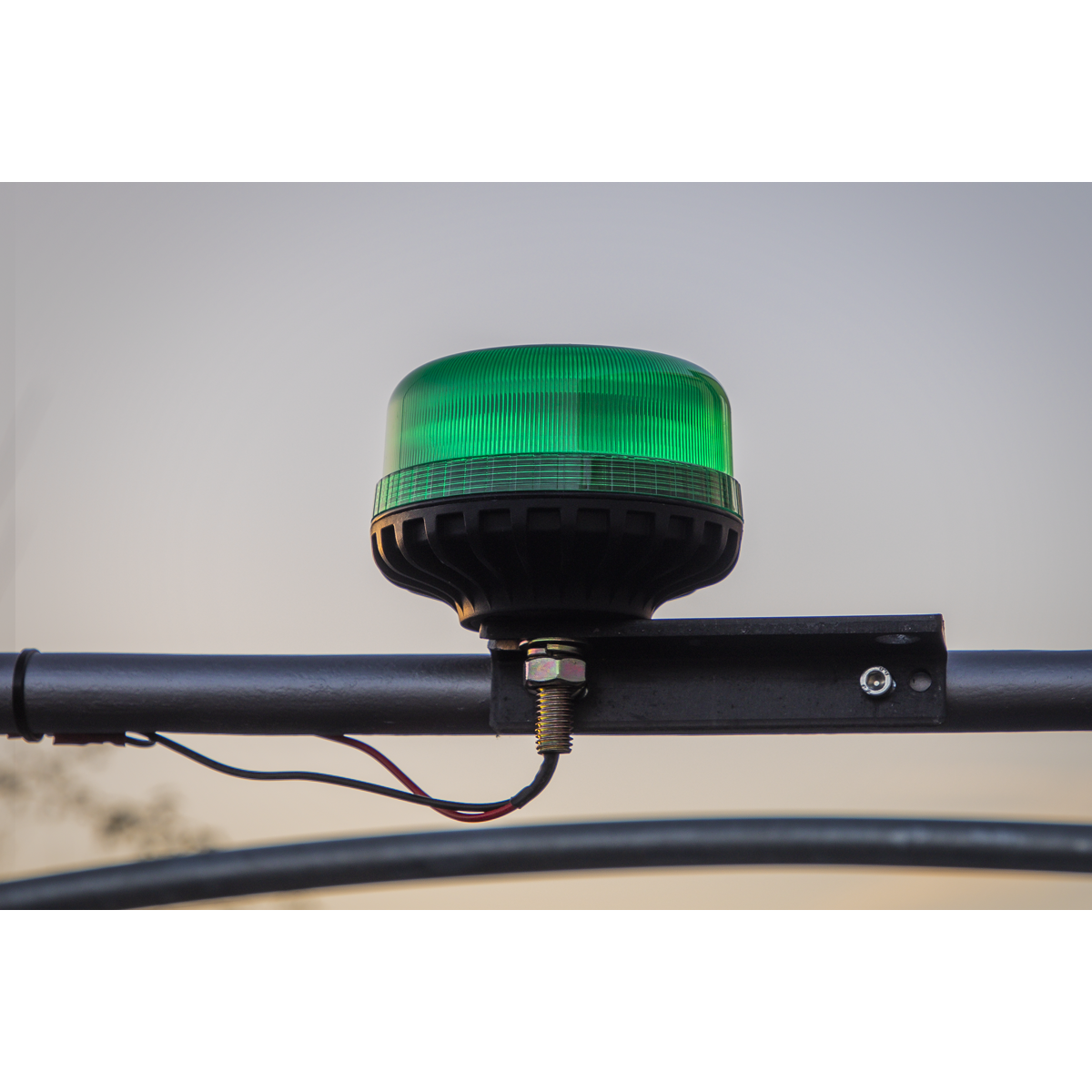 Sealey WB951LEDG Warning Beacon with 12mm Bolt Fixing 36W SMD LED 12/24V - Green - additional view 2