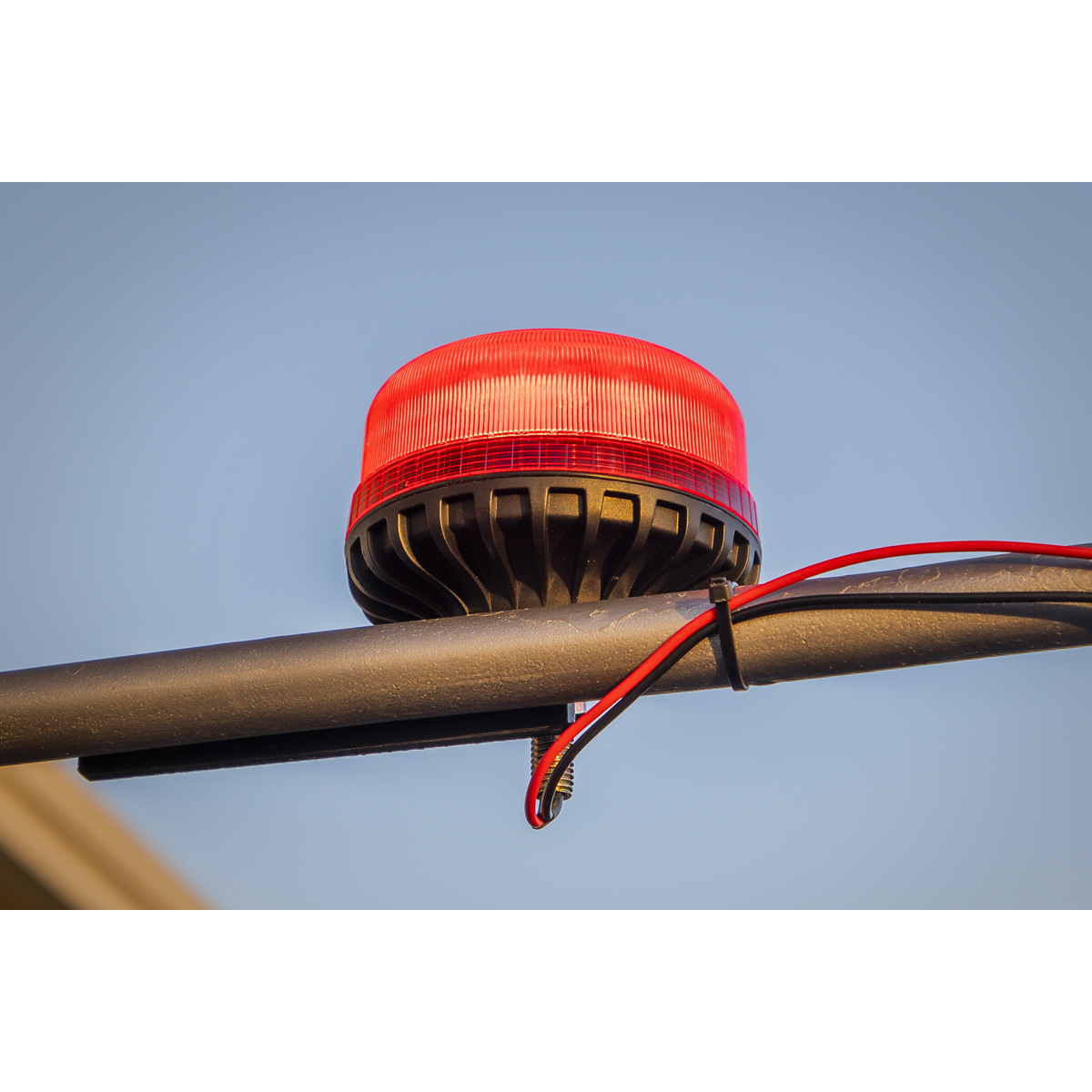 Sealey WB951LEDR Warning Beacon with 12mm Bolt Fixing 36W SMD LED 12/24V - Red - additional view 6
