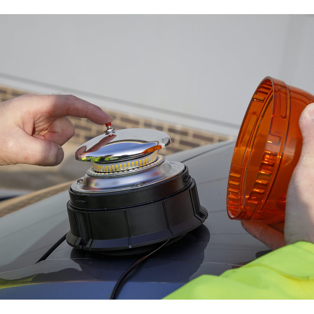 Sealey WB954LED Warning Beacon with Magnetic Base 20W SMD LED 12/24V - additional view 4