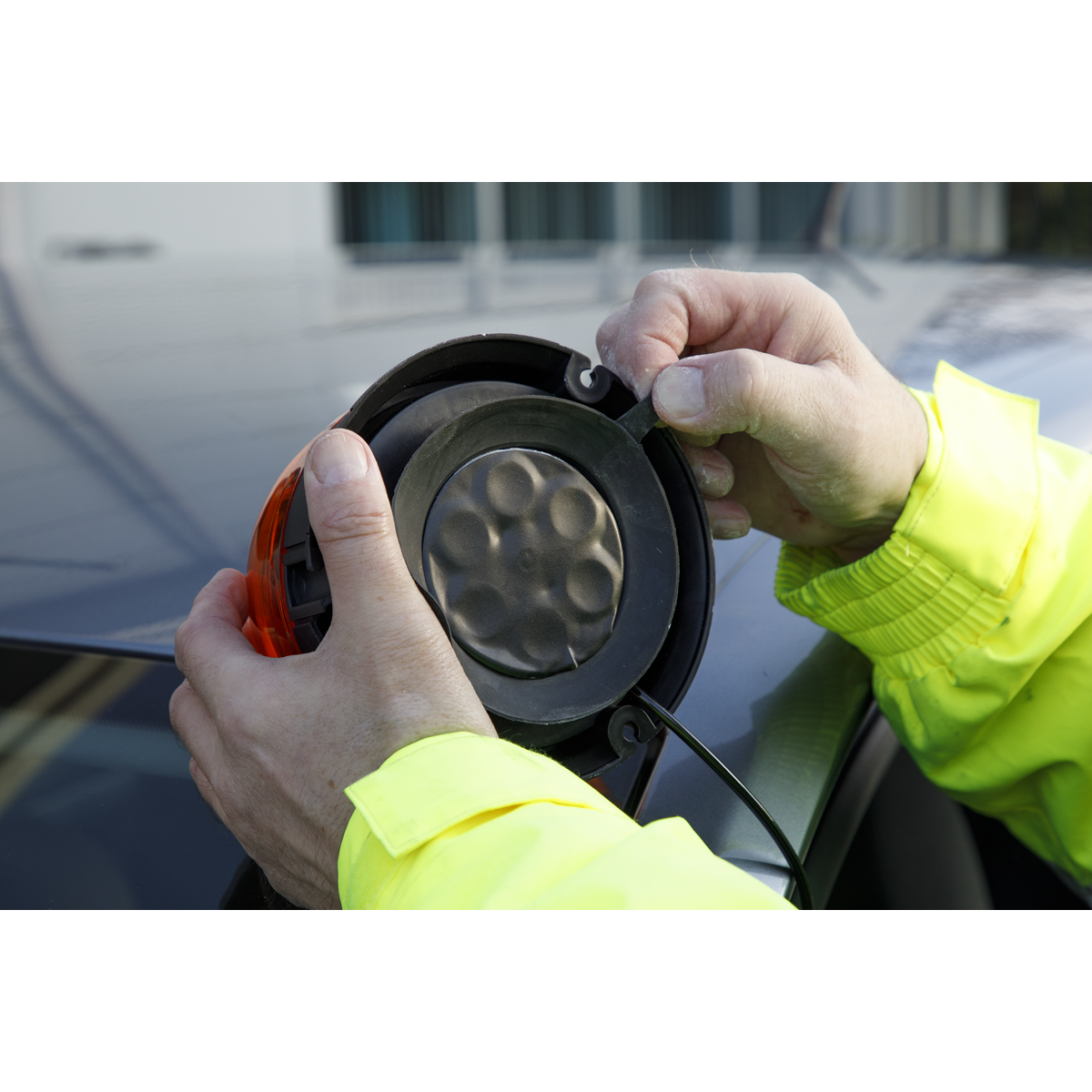 Sealey WB954LED Warning Beacon with Magnetic Base 20W SMD LED 12/24V - additional view 5