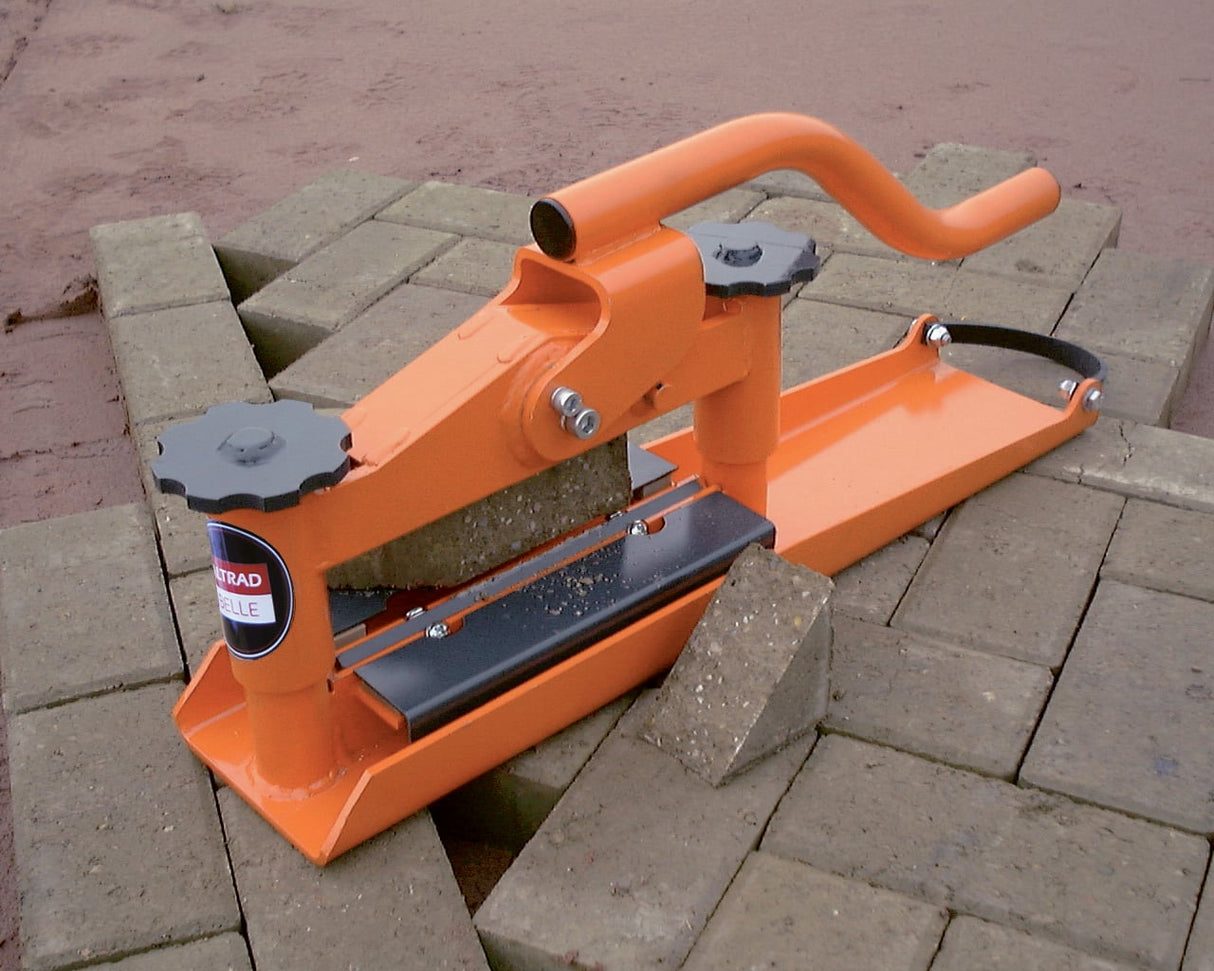 Altrad - Belle 155.9.000 Minipave Block Spiltter (c/w Blades) - 155.9.000 - Belle - Trade Counter Direct