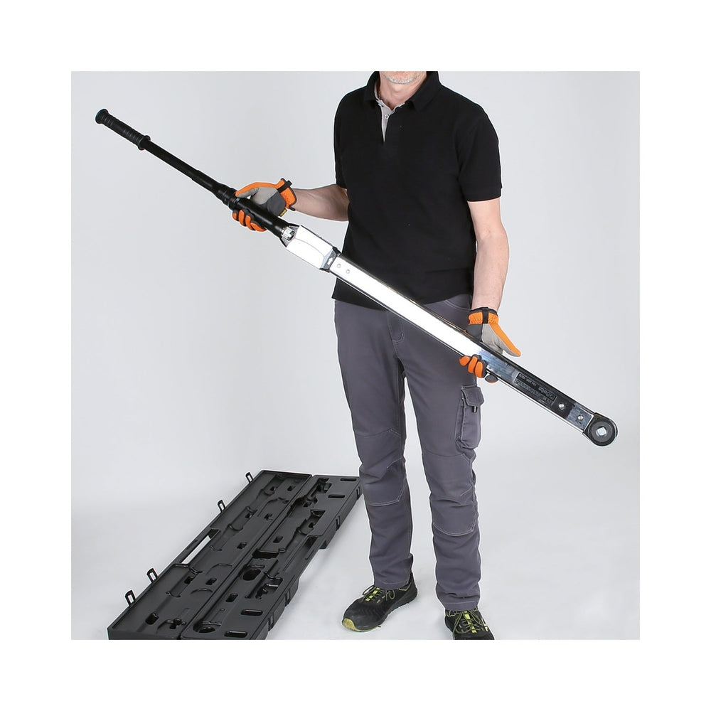 Beta Click - Type Torque Wrench 130 - 650 Nm With Push - Through Ratchet - 678/C - 678/C65 - WEB-006780607 - Beta - Trade Counter Direct