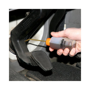 Beta Plastic Oil Can With Curved Spout - 1755C 125 - WEB-017550112 - Beta - Trade Counter Direct