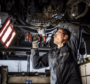 FLEX 18V IW 1/2" 750 18.0 - EC C – 18V Cordless Impact Wrench, 750 Nm - FLEX530231 - Flex Power Tools - Trade Counter Direct