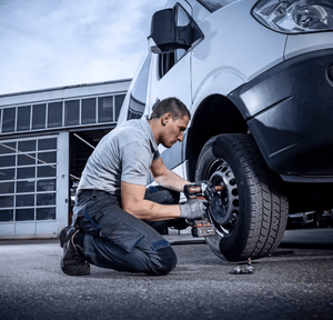 FLEX 18V IW 1/2" 750 18.0 - EC C – 18V Cordless Impact Wrench, 750 Nm - FLEX530231 - Flex Power Tools - Trade Counter Direct