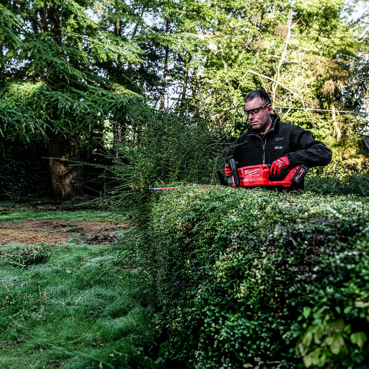 Milwaukee M18FHET45-0 Fuel Hedge Trimmer 45Cm