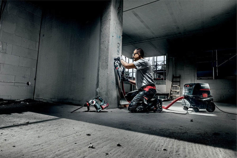 Metabo MFE40 - 240V 1900W Corded Wall Chaser with Carry Case - 604040590 - MFE40-240V - Metabo Power Tools UK - Trade Counter Direct