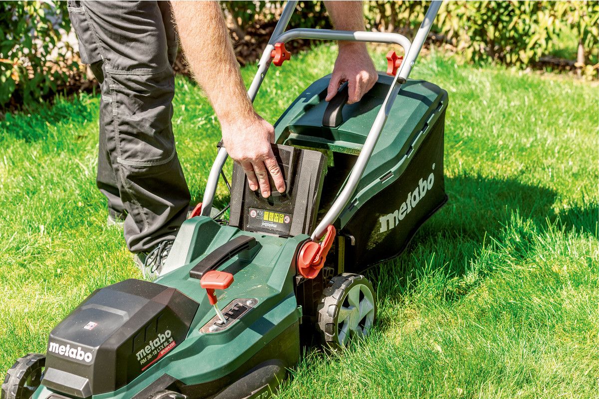 Metabo RM36 - 18LTXBL36 Brushless Lawn Mower 601716850 - RM36-18LTXBL36 - Metabo Power Tools UK - Trade Counter Direct