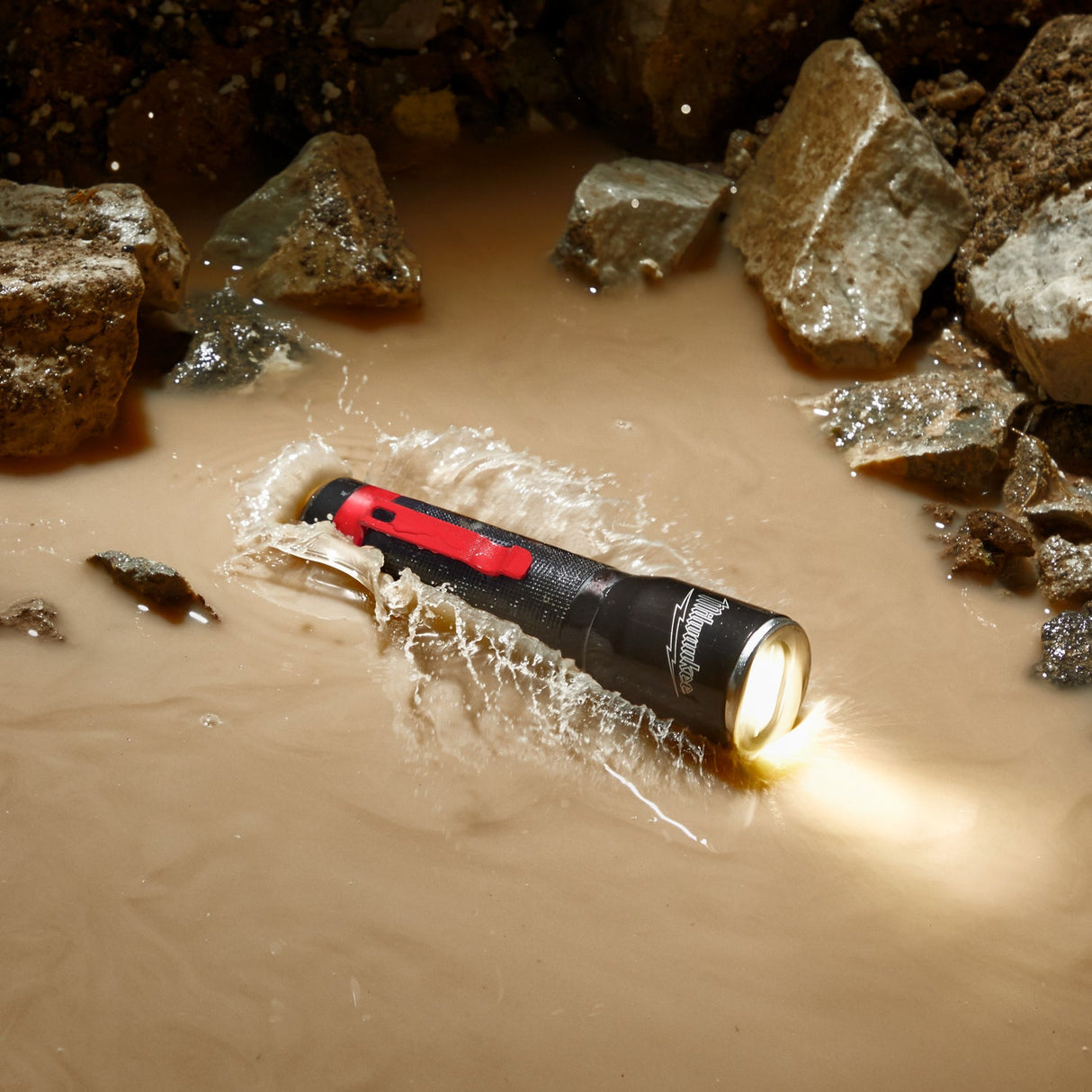 Milwaukee 4933464825 ML - LED ML - LED - 4933464825 - Milwaukee Tools UK - Trade Counter Direct