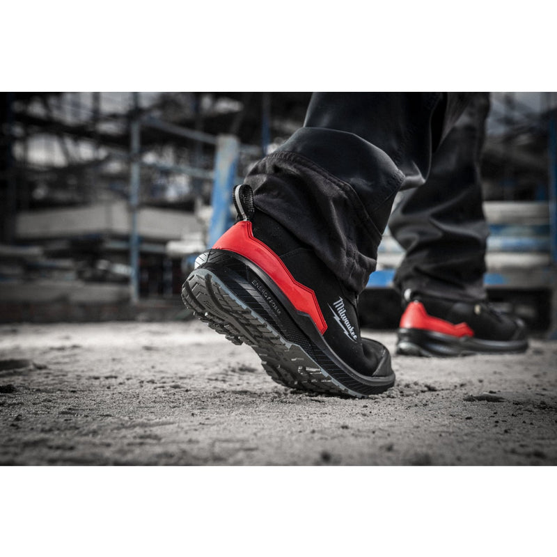 Milwaukee Flextred™ S3S Safety Trainers - Low Boot black 1L110133 ESD SC FO SR - 4932493717 - Milwaukee Tools UK - Trade Counter Direct