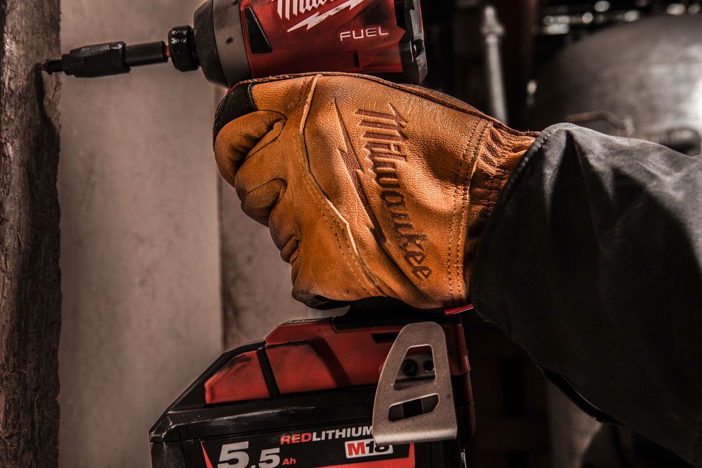 Milwaukee Goatskin Leather Gloves - 4932478123 - 4932478123 - Milwaukee Tools UK - Trade Counter Direct
