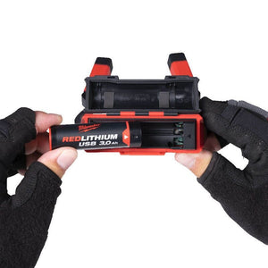Milwaukee L4NL400 - 301 USB Rechargeable Neck Light With 1 x 3.0Ah Battery & USB C Cable - L4NL400-301 - Milwaukee Tools UK - Trade Counter Direct