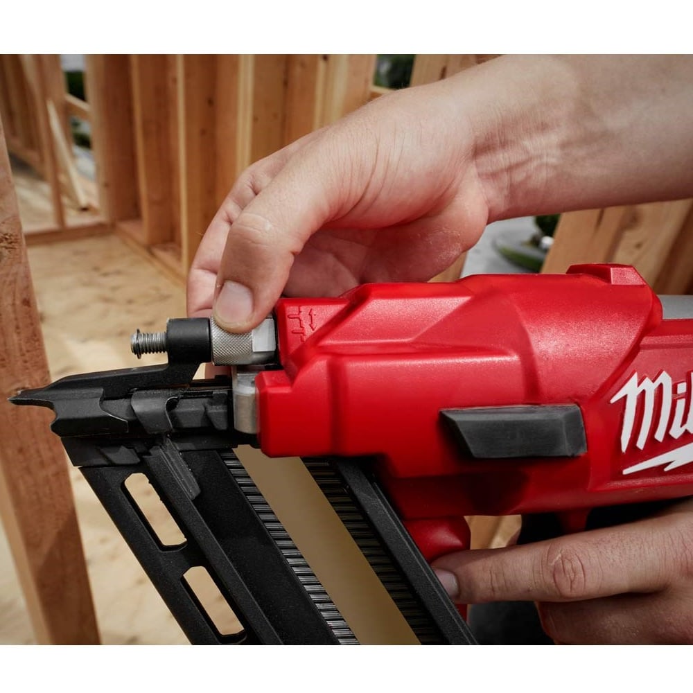 Milwaukee M18FFN - 502C 18v Fuel Framing Nailer With 2 x 5.0Ah Batteries and Charger - M18FFN-502C - Milwaukee Tools UK - Trade Counter Direct