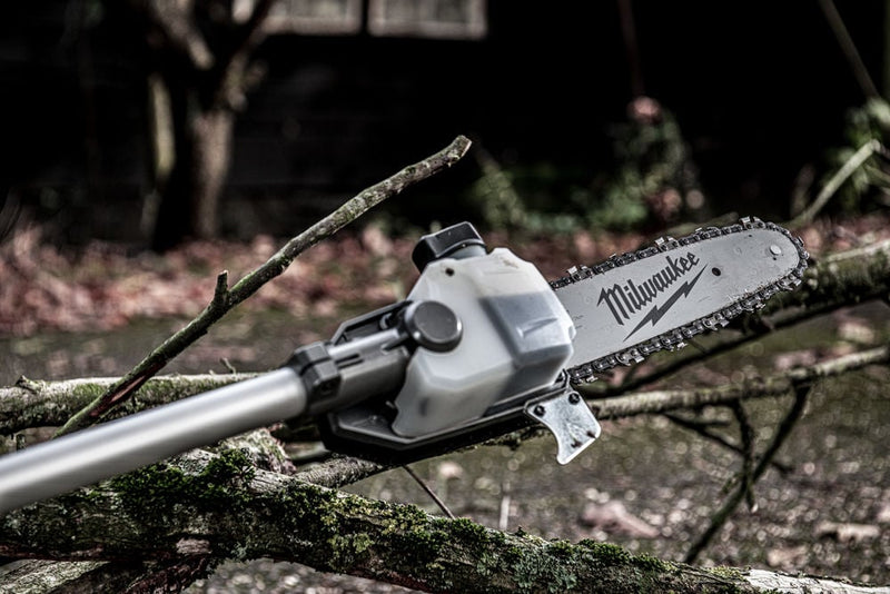 Milwaukee M18FOPH - CSA Quik - Lok Chainsaw Attachment - M18FOPH-CSA - Milwaukee Tools UK - Trade Counter Direct