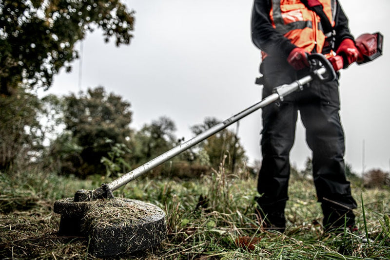 Milwaukee M18FOPH - LTA QUIK - LOK Line Trimmer Attachment - M18FOPH-LTA - Milwaukee Tools UK - Trade Counter Direct