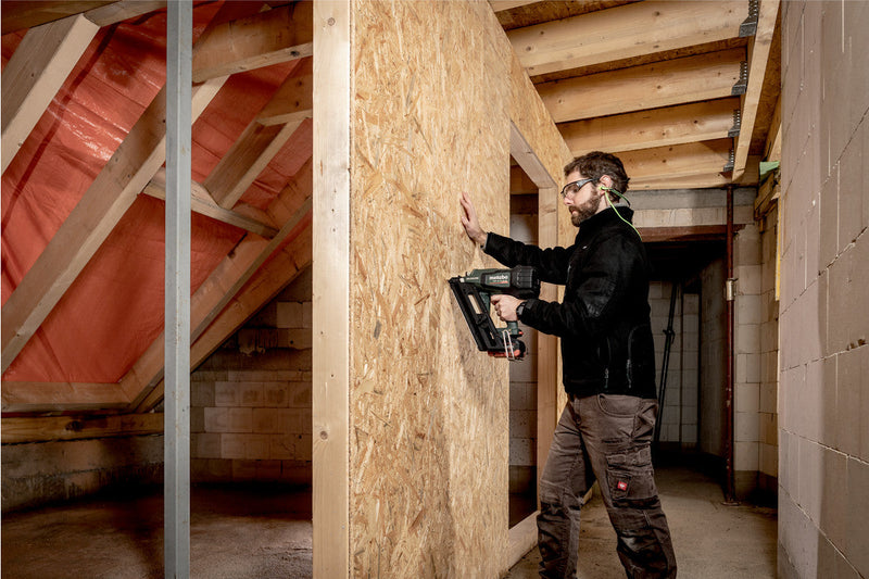 Metabo NFR 18 LTX 90 BL (612090800) 18V Brushless Cordless Nailer Kit (2 x 4Ah Batteries) product image 4