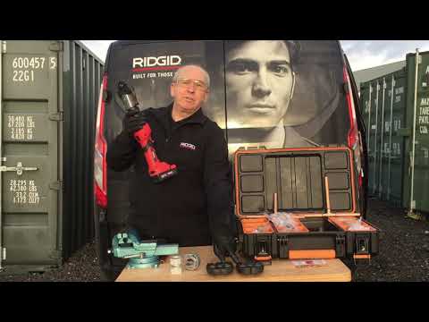 RIDGID RP219 19 kN Compact Press Tool Kit with M Jaws (15–22–28mm)