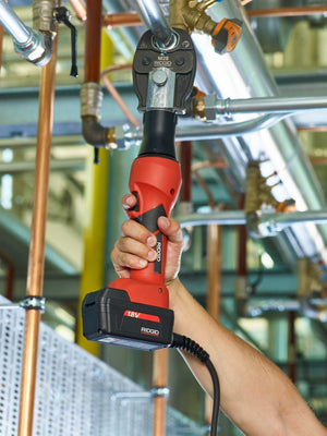 RIDGID RP219 19 kN Compact Press Tool Kit with M Jaws (15–22–28mm) - 69083 - Ridgid Tools - Trade Counter Direct