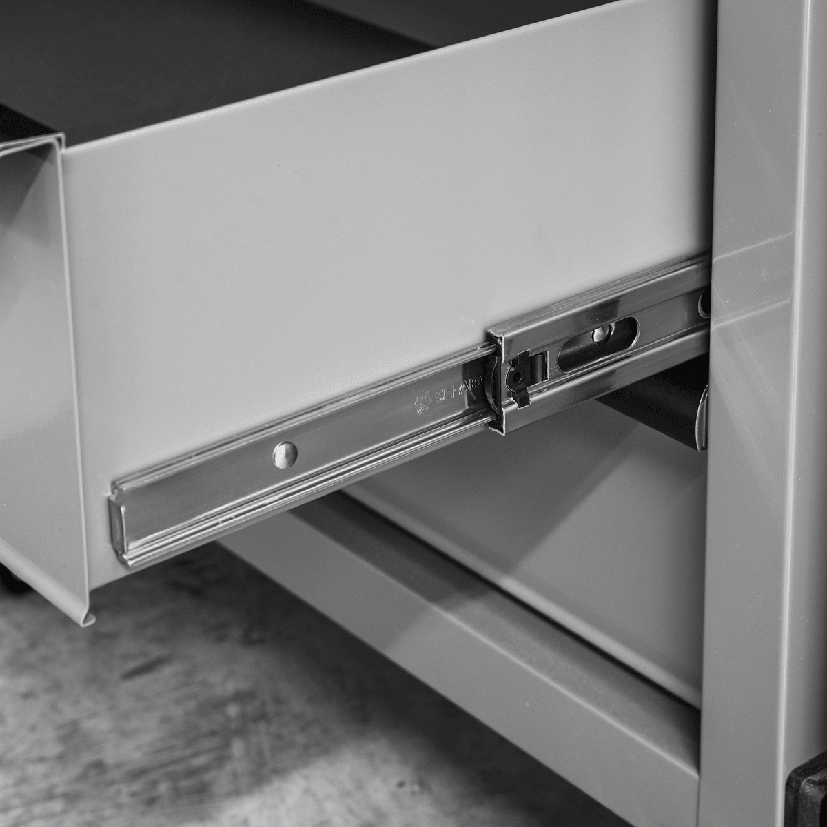 Sealey APMS34BE Superline PRO® Black Edition Modular Mobile Cabinet 5 Drawer 650mm - APMS34BE - Sealey Tools UK - Trade Counter Direct