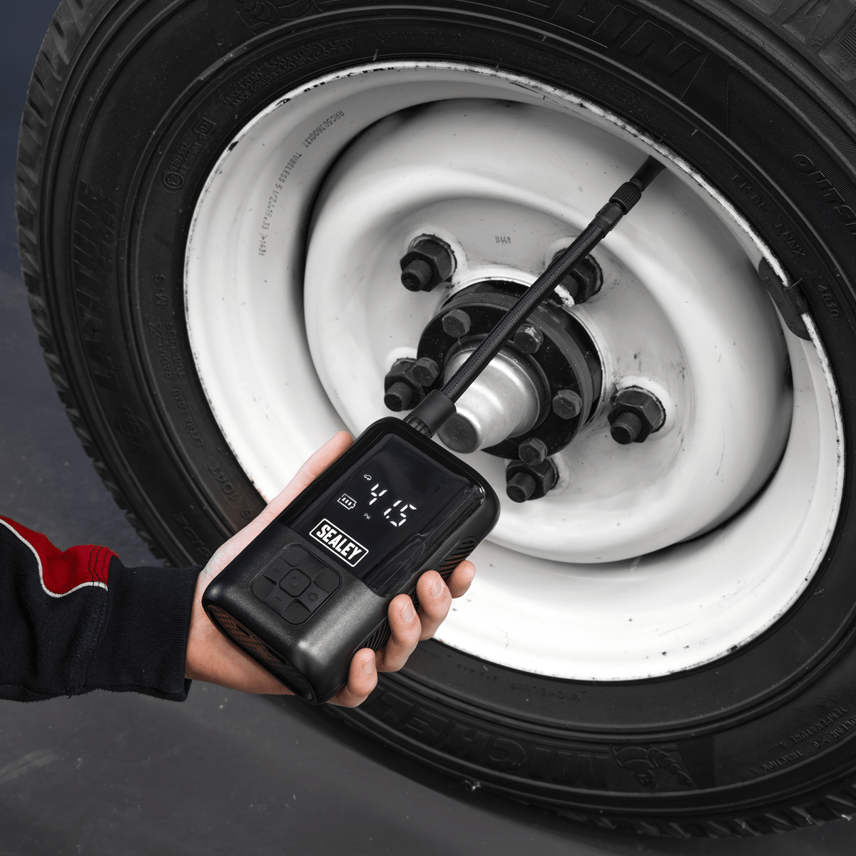 Sealey CTI130 Tyre Inflator & Power Bank with Worklight Rechargeable - CTI130 - Sealey Tools UK - Trade Counter Direct