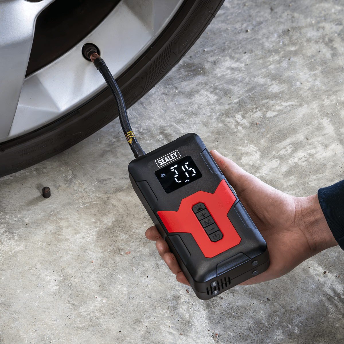 Sealey CTI140 Rechargeable Tyre Inflator & Power Bank with Worklight 12V - CTI140 - Sealey Tools UK - Trade Counter Direct